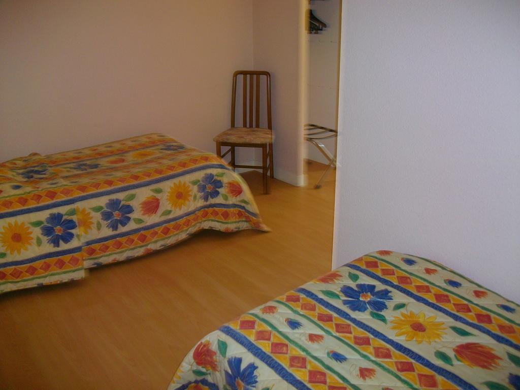 Logis Auberge La Grange De Renaudet Larche  Room photo